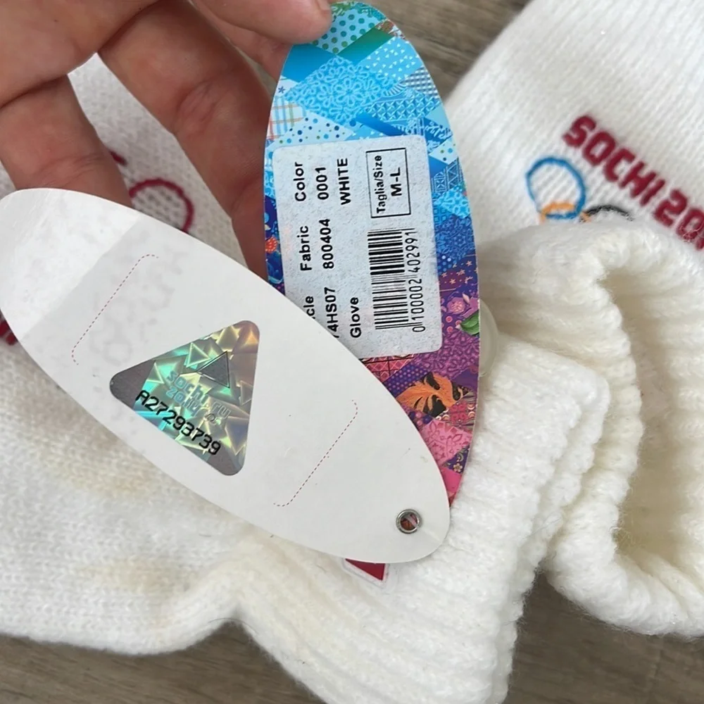 NWT Sochi 2014 Olympic Games gloves